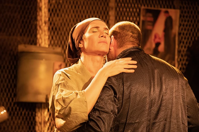 Το φιλί της γυναίκας αράχνης