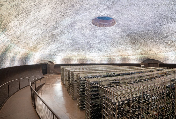 Η κάβα στο Bodega Esperit Roca