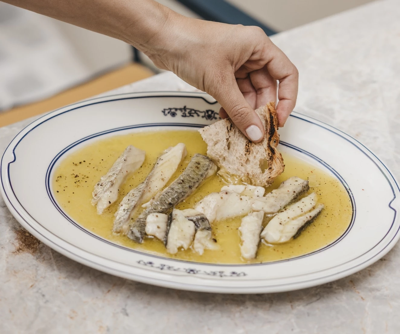 Στην Ταβέρνα της Ερμού τρως πιάτα που σου ζεσταίνουν την ψυχούλα