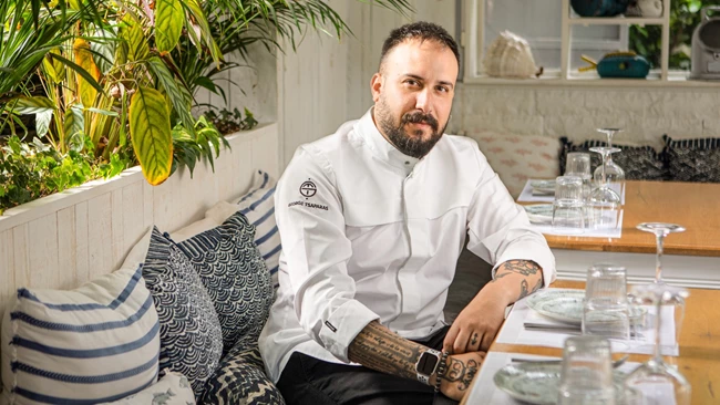 Γιώργoς Τσαπάρας