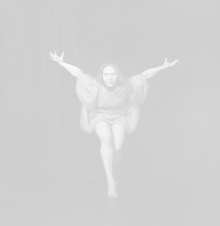Έλλη Σουγιουλτζόγλου-Σεραϊδάρη (Nelly’s) Η χορεύτρια Maina Claes στο στούντιο του Franz Fiedler, 1922-23 © Μουσείο Μπενάκη/Φωτογραφικά Αρχεία