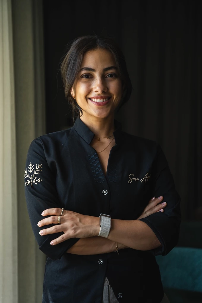 Η υπέροχη Sara Aqel μαγειρεύει για ένα βράδυ στην Αθήνα 5