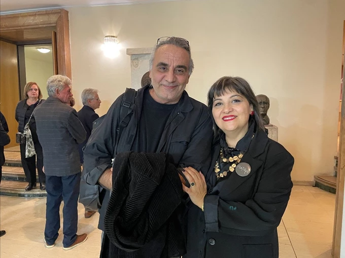 SILLILAB: No Difference Between Ho Ho Ho, πρεμιέρα