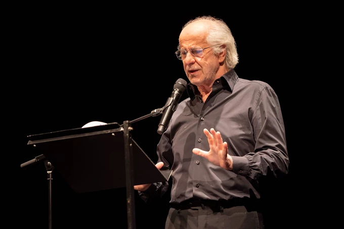Οι Φωνές του Δάντη (Le voci di Dante) Τόνι Σερβίλο