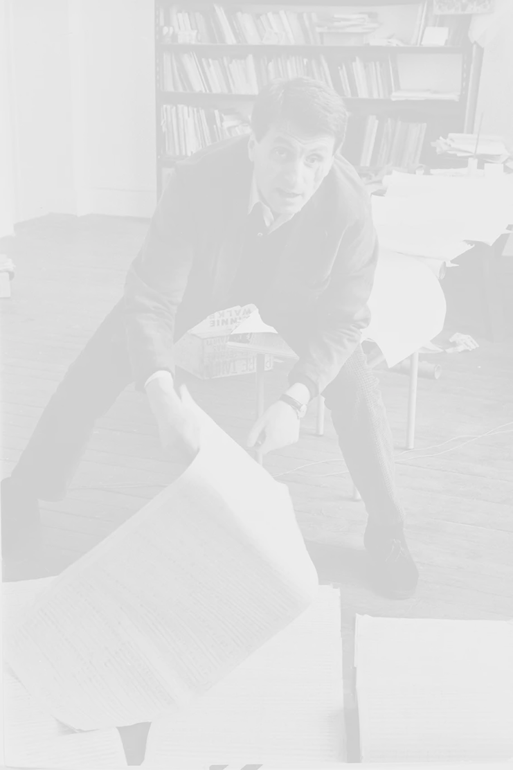 Ιάννης Ξενάκης, Παρίσι, 1968. Φωτογραφία της Sabine Weiss