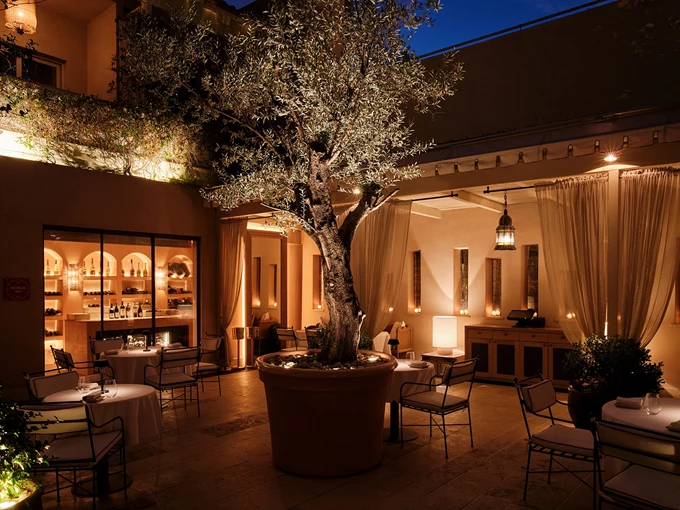 Το εστιατόριο Patio στη Βουλιαγμένη 6