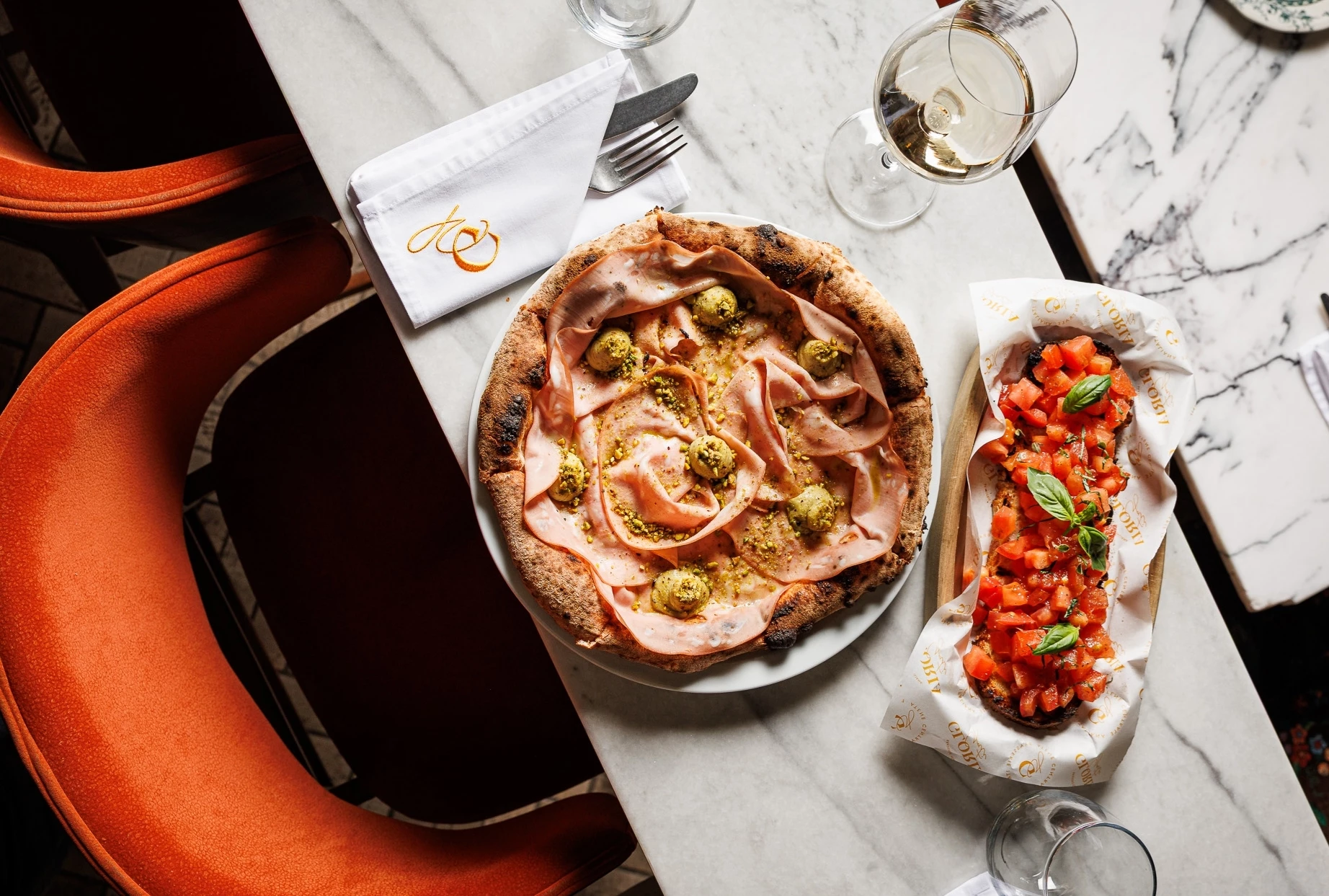 Λένε πως αυτό είναι το πιο σέξι ιταλικό εστιατόριο του ιστορικού κέντρου