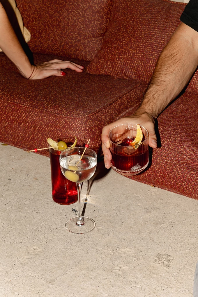 Το Okupa Kitchen & Listening Bar στου Ψυρρή 9