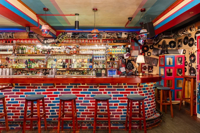 The World's 50 Best Bars 2025_Το Nouvelle Vague στα Τίρανα