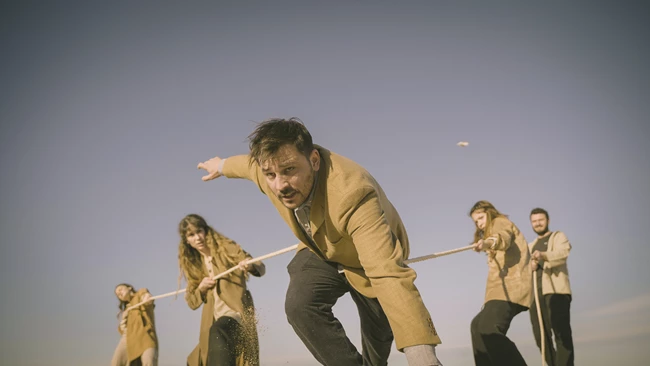 Πεθαίνω σαν χώρα