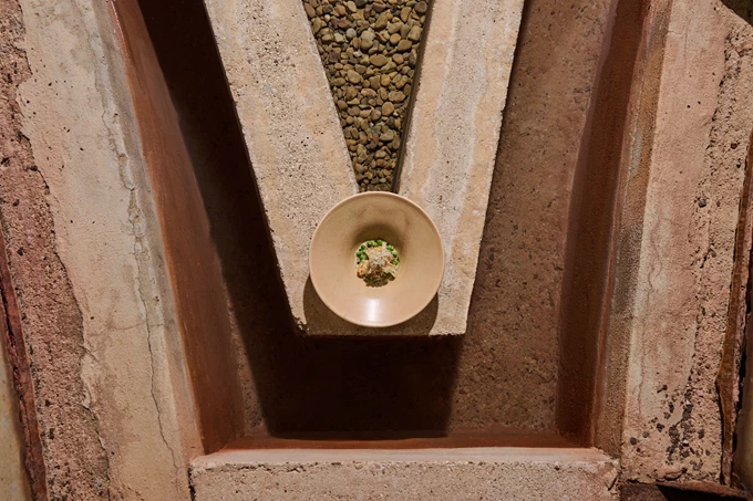 Το εστιατόριο Dex.Silo.01 στην Κουρούτα 16