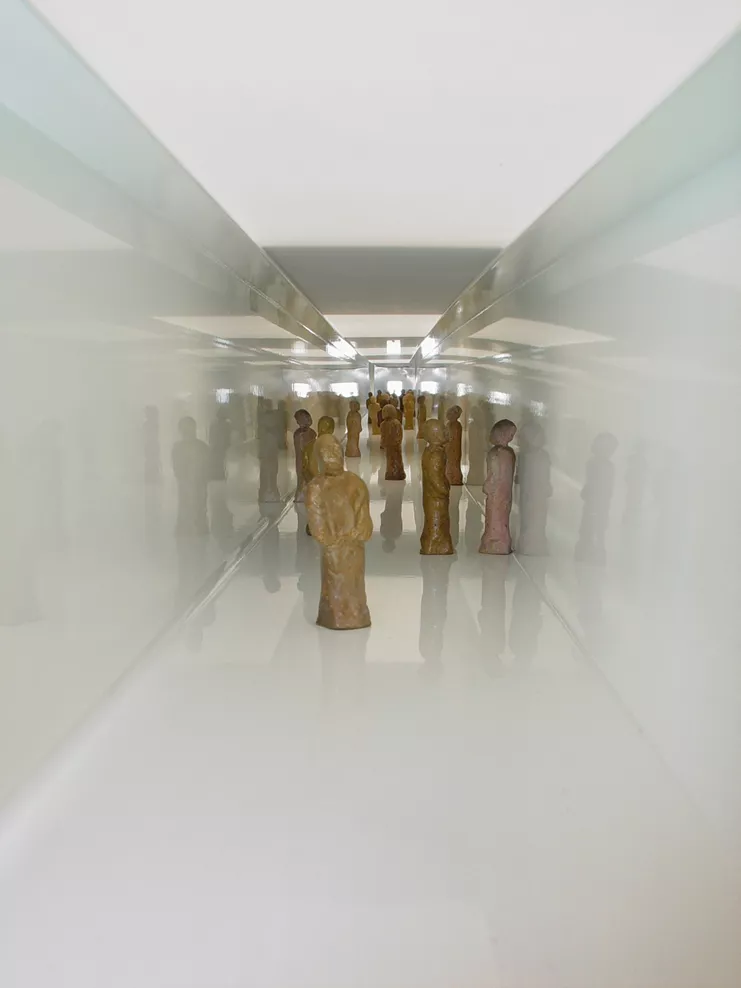 Γιώργος Χατζημιχάλης, Νοσοκομείο , 2004 - 2005, λεπτομέρεια από το Κτήριο , συλλογή ΕΜΣΤ