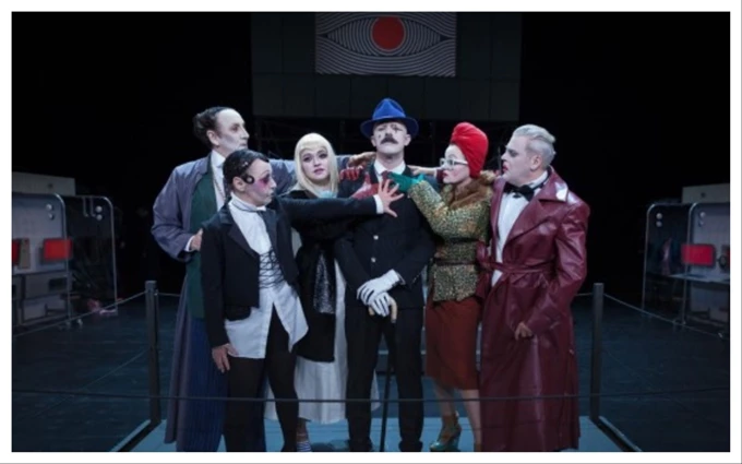 Οπερα της πεντάρας, από Γιάννη Χουβαρδά