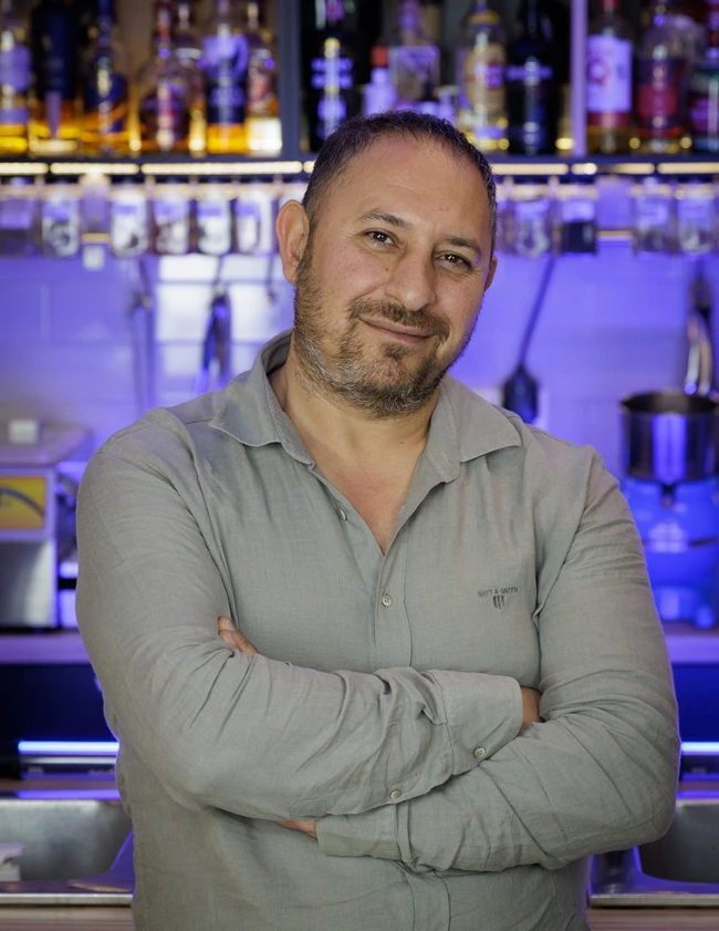 Athens Bar Show Μπάμπης Καϊδαλίδης
