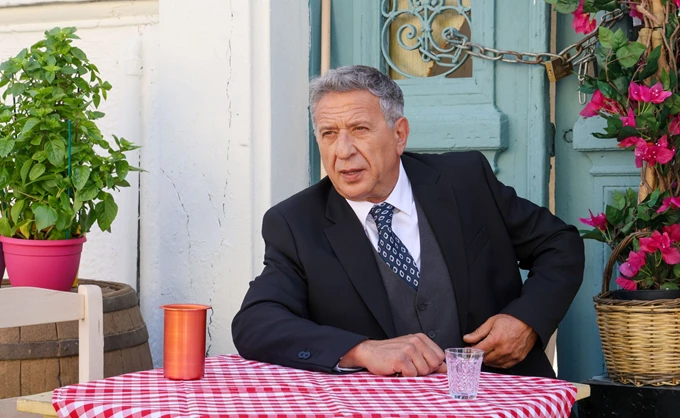 ΜΑΛΙΣΤΑ ΚΥΡΙΕ BACKSTAGE