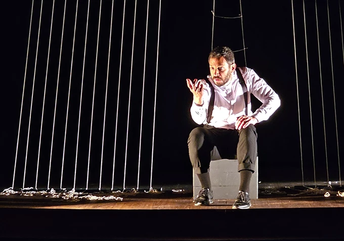 Το μόνον της ζωής του ταξείδιον