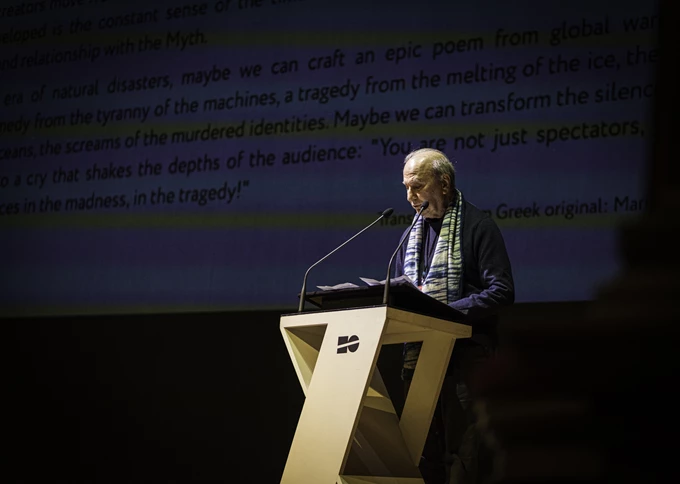 Θεόδωρος Τερζόπουλος Σκηνοθέτης και Συγγραφέας του μηνύματος για την Παγκόσμια Ημέρα Θεάτρου 2025 Εθνικό Θέατρο Συνέδριο του Δικτύου European Theatre Convention