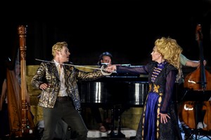 Τριπλό ραντεβού στην υπαίθρια σκηνή του Εθνικού Θεάτρου - εικόνα 1