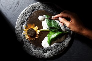 Απόστολος Δήμου: Ο νέος executive chef του Four Seasons Athens αποκλειστικά στο "αθηνόραμα" - εικόνα 4