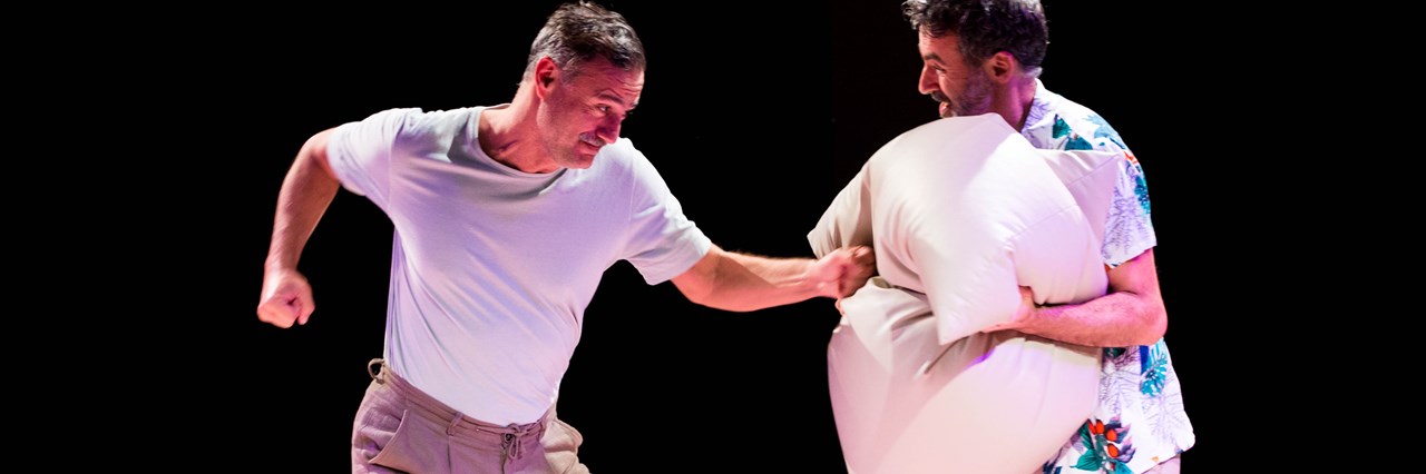 "Να σου πω μια ιστορία": Το διεθνές μπεστ σέλερ ξανά στη σκηνή - εικόνα 1