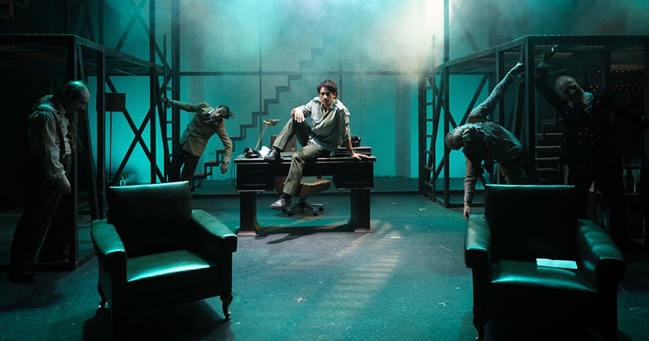 Τελευταία ευκαιρία για να δεις τον "Τυχαίο θάνατο ενός αναρχικού" (και το καλοκαίρι!) - εικόνα 5