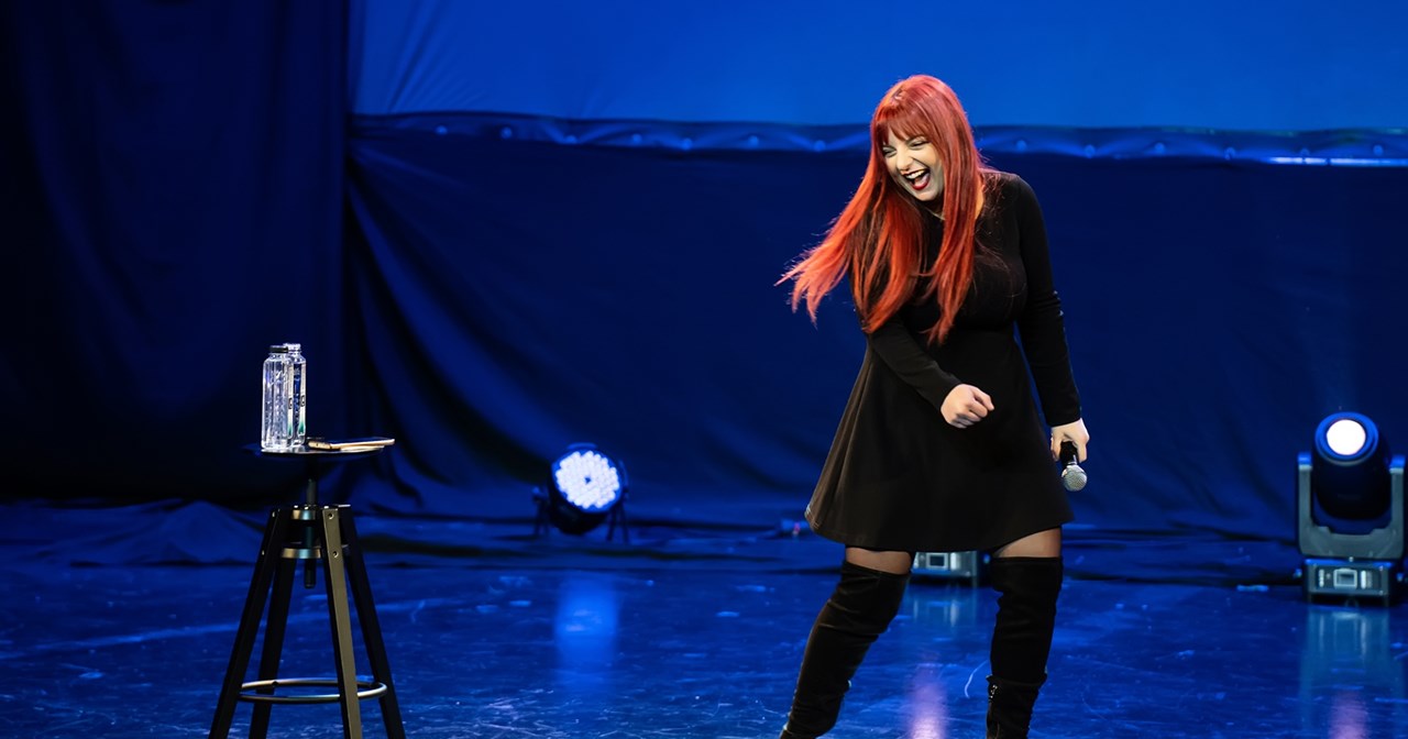 "Το πήδημα": Δείτε νέες φωτογραφίες και τρέιλερ της παράστασης - εικόνα 7