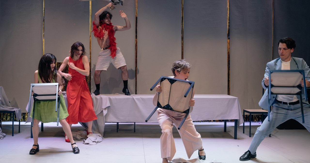 Τελευταίες παραστάσεις για τον "Ταρτούφο" του Μολιέρου στο θέατρο Σταθμός - εικόνα 4