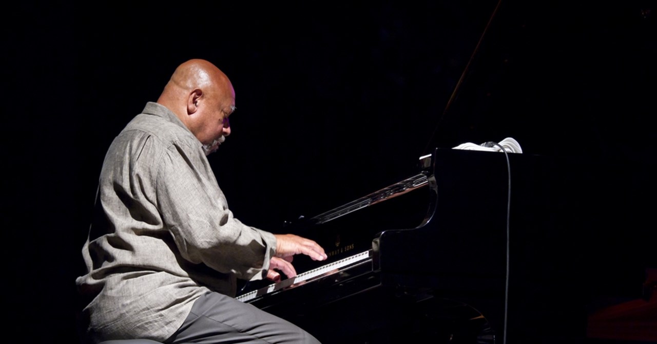 Η Εθνική Συμφωνική Ορχήστρα και η Χορωδία της ΕΡΤ στο Μέγαρο - εικόνα 1