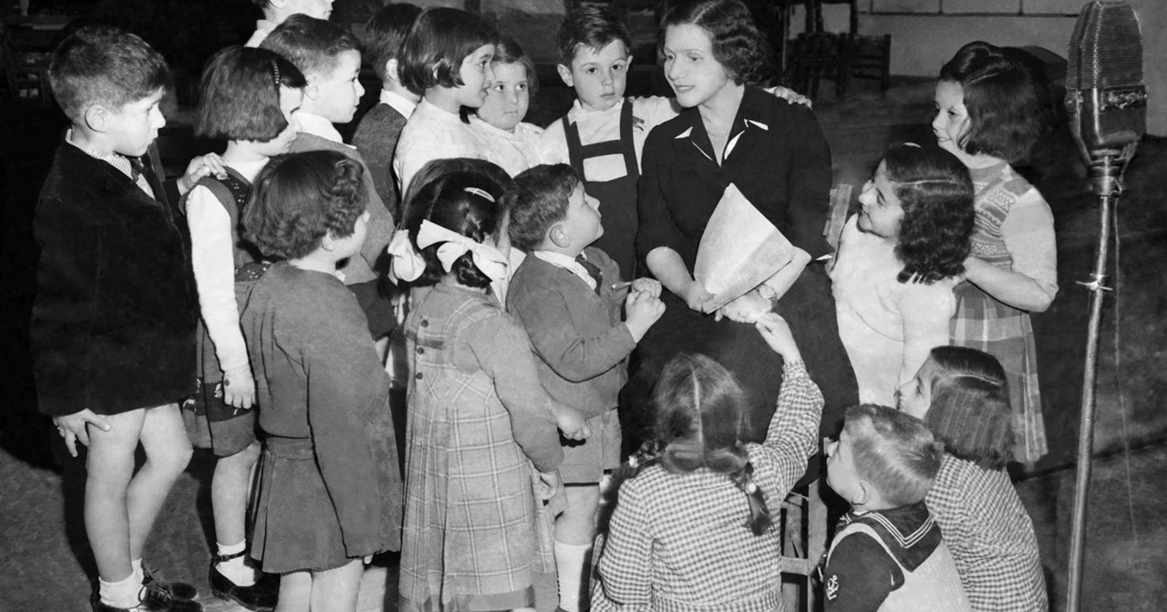 Αντιγόνη Μεταξά: Η αγαπημένη των παιδιών "Θεία Λένα" φεύγει σαν σήμερα (16/10) από τη ζωή - εικόνα 3