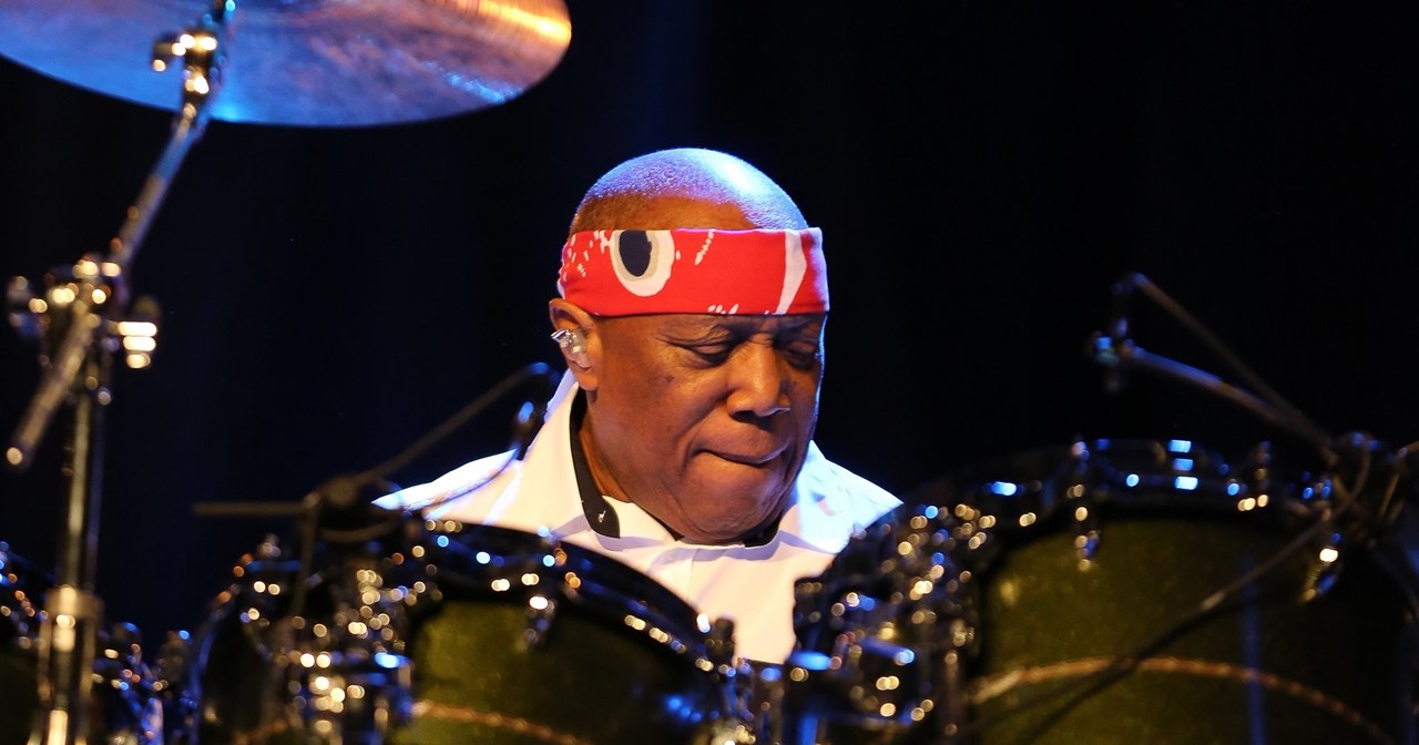 Angélique Kidjo: "Όταν κοιτάς τη Γη από το Διάστημα δεν υπάρχουν σύνορα" - εικόνα 3