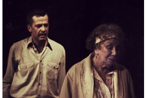 Η παράσταση "Family Secrets" συνεχίζει για λίγες ακόμα μέρες - εικόνα 3