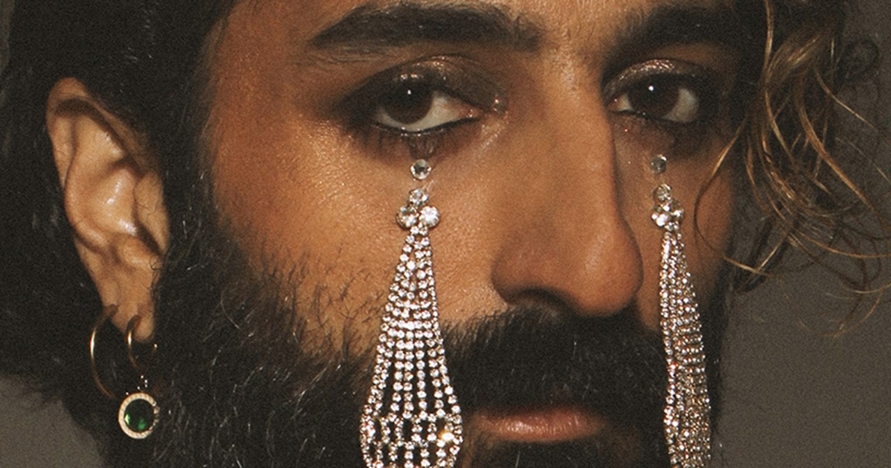 "Κάπου περνούσε μια φωνή": Τελευταίες παραστάσεις για την bijoux de kant - εικόνα 4