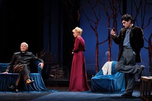 Οι "Βρικόλακες" επιστρέφουν στο Εθνικό Θέατρο - εικόνα 1