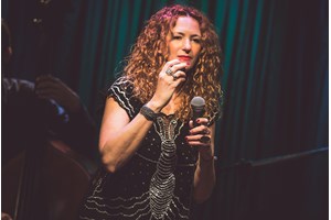 "Love songs: New York to Athens": Ο Αδάμ Τσαρούχης στο "Half Note jazz club" - εικόνα 1