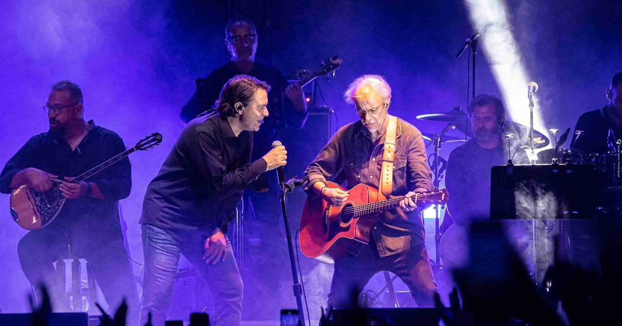 "Best Ωχ…": Οι Άγαμοι Θύται φέρνουν ένα μίνιμαλ υπερθέαμα στο "VOX" - εικόνα 2