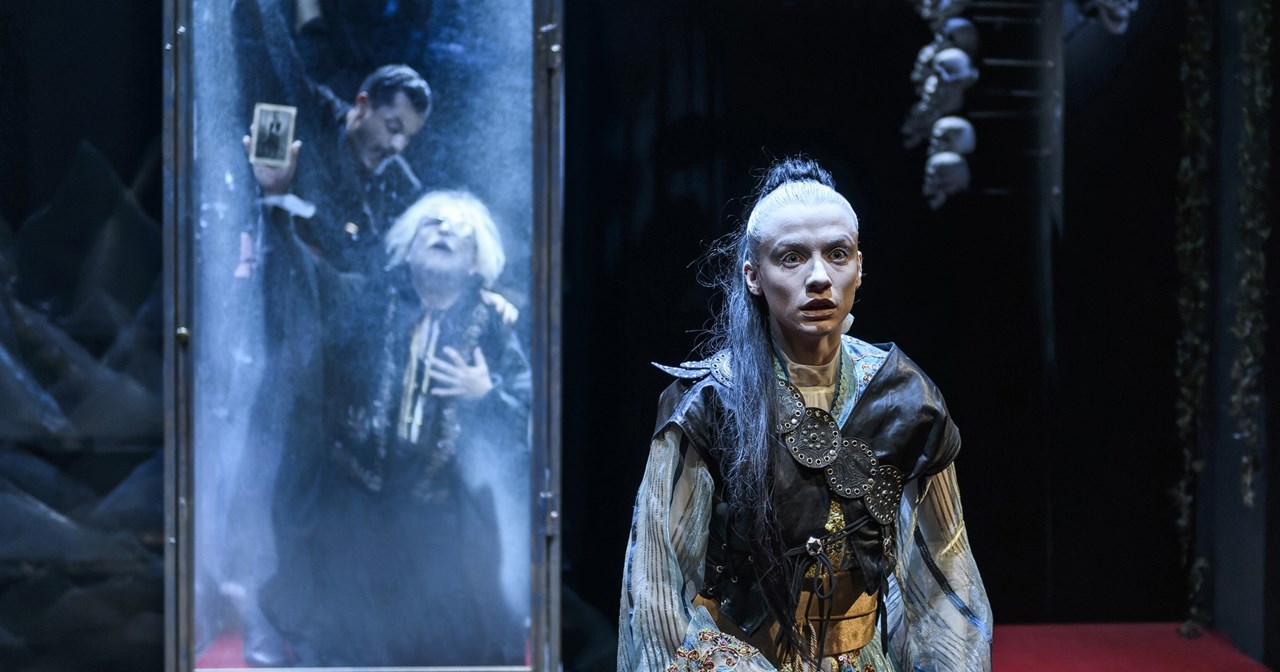 Ο Πάνος Βλάχος ως "Δον Ζουάν": Ένας χαρισματικός ηγέτης ή ένας επικίνδυνος απατεώνας; - εικόνα 6