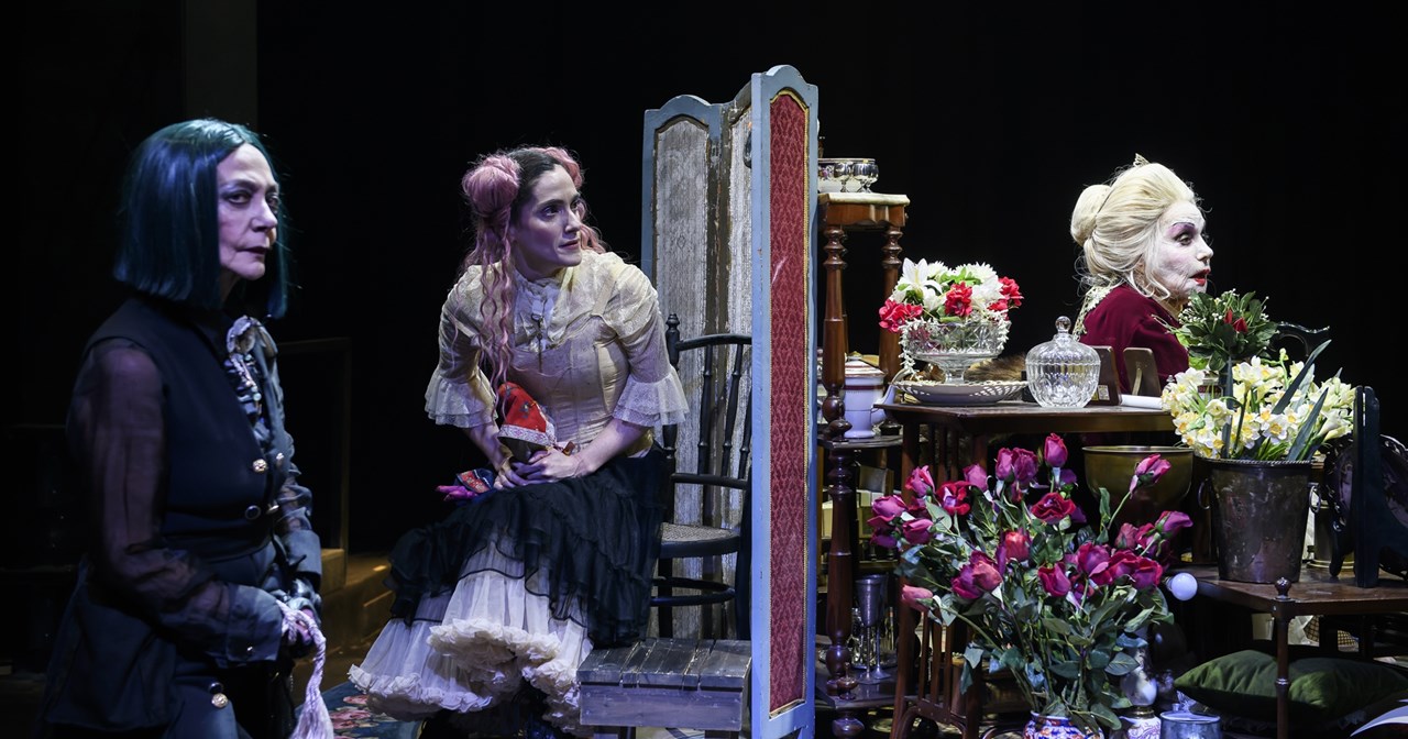 Η "Ντάμα Πίκα" παρατείνει το ραντεβού της με τους θεατρόφιλους - εικόνα 2