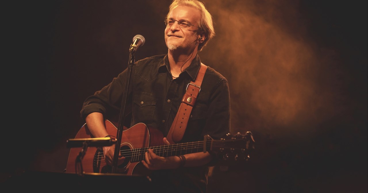 Ο Θανάσης Παπακωνσταντίνου ανακοινώνει τους σταθμούς της καλοκαιρινής του περιοδείας - εικόνα 1