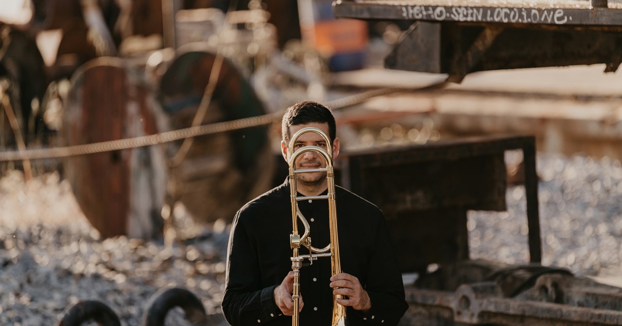 O Γιάννης Ζουγανέλης ετοιμάζει μια μουσική βραδιά γεμάτη χιούμορ - εικόνα 1