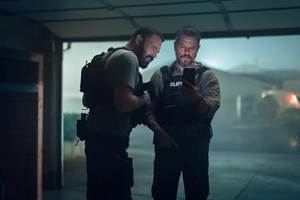 Απόψε (04/02) στην TV: Ο Μπεν Άφλεκ και ο Χένρι Κάβιλ σε μία υπερωική αναμέτρηση - εικόνα 1