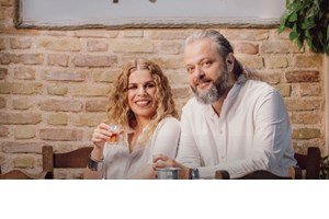 Γιάννης Διονυσίου και Γιάννης Παπαγεωργίου μαζί επί σκηνής - εικόνα 3