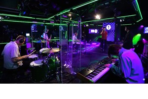 Ο Barry Adamson εγκαινιάζει τη νέα συναυλιακή σειρά "Up Close and Personal" - εικόνα 2