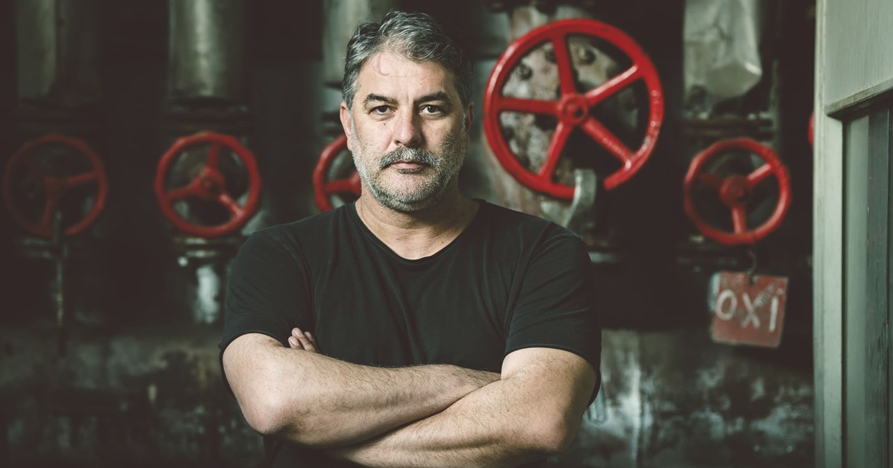 Μπήκαμε στο Cartel με τον Βασίλη Μπισμπίκη: Μια νέα εποχή γεννιέται μέσα στο παλιό εργοστάσιο - εικόνα 8