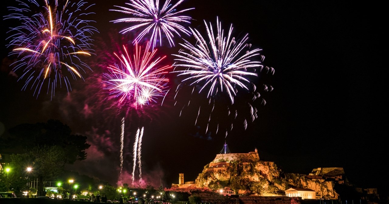 Στη Σεβίλλη η κατάνυξη μιλάει ισπανικά - εικόνα 8