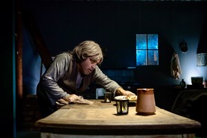 Για τον συγγραφέα Γιάννη Κεντρωτά, το γέλιο στο θέατρο λειτουργεί σαν δόλωμα - εικόνα 3