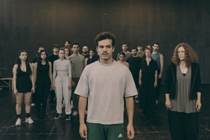 Νέες φωτογραφίες από τον "Ίωνα" που κλείνει το Φεστιβάλ Επιδαύρου 2026 - εικόνα 9