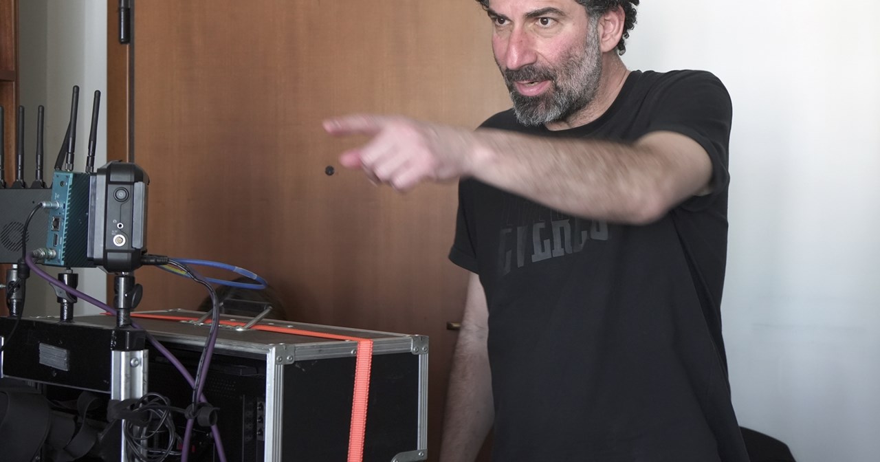 "Άνθρωποι και ποντίκια": Νέες ημερομηνίες για τον Βασίλη Μπισμπίκη - εικόνα 4