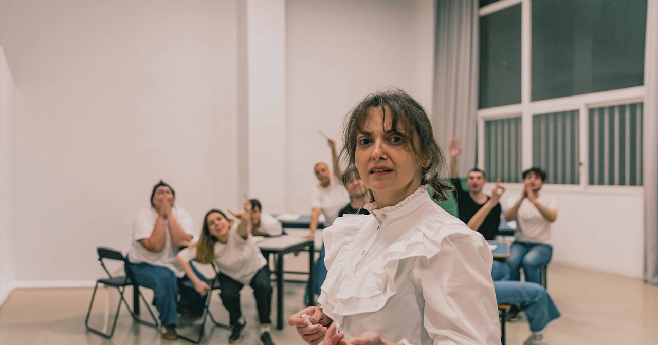 Πώς μας μιλά ο Γιώργος Παπαπαύλου μέσα από τον "Αρχιτέκτονα" - εικόνα 4