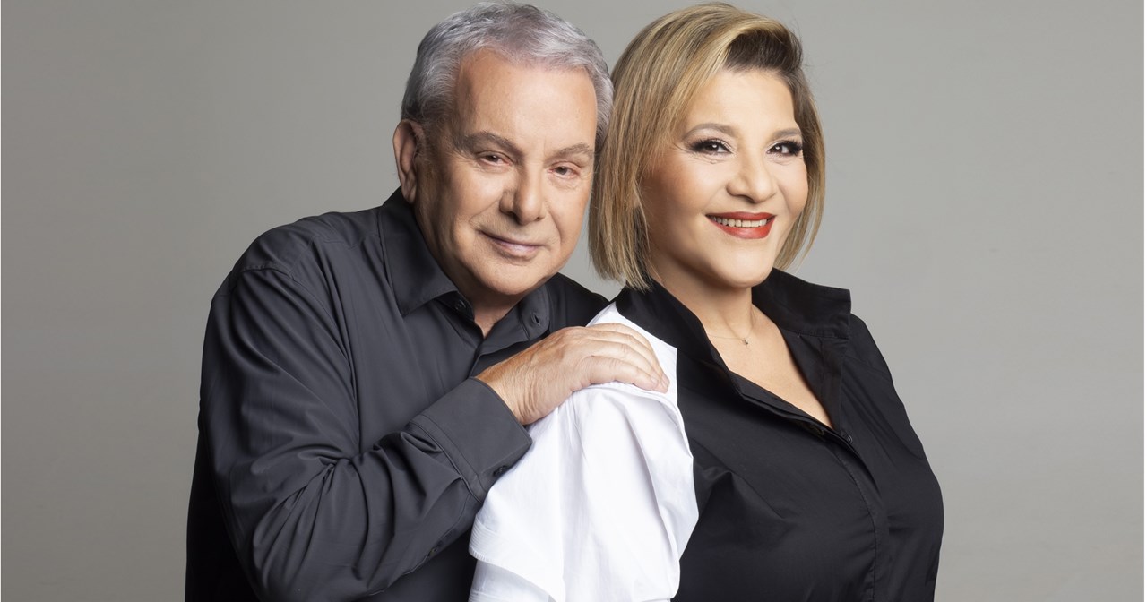 "Τα Swing του Μανώλη Χιώτη" στο "Γυάλινο Up Stage" - εικόνα 1