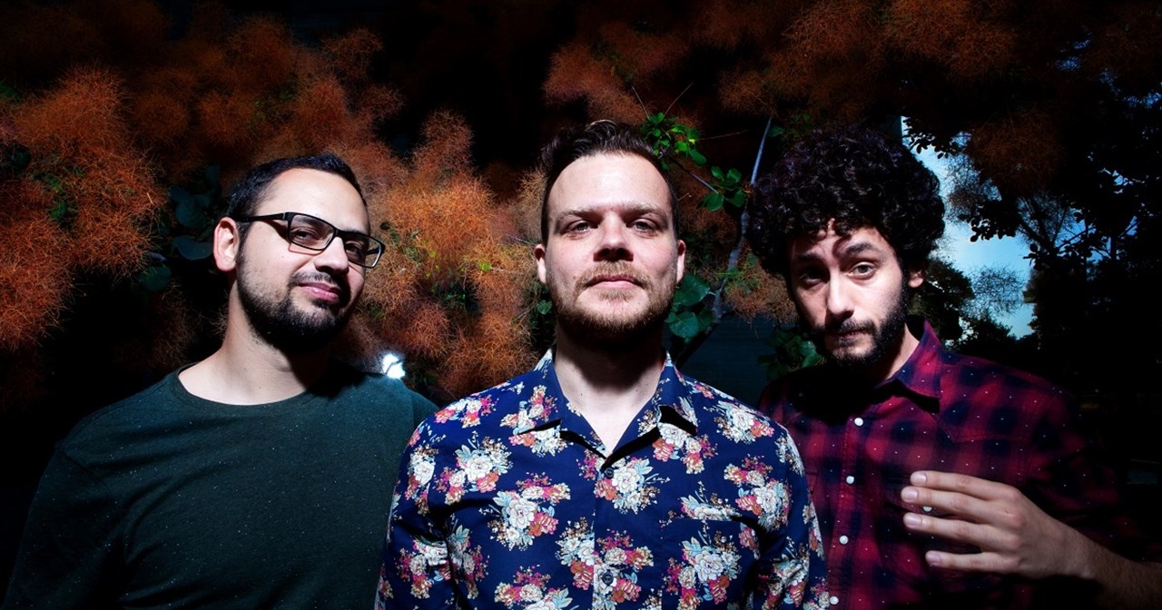 Οι Χατ Τρικ καταλαμβάνουν το Δημοτικό Θέατρο Λυκαβηττού - εικόνα 1